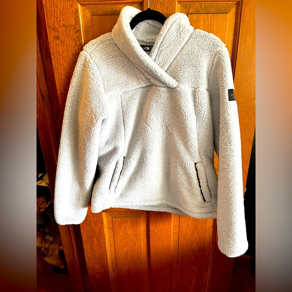 The North Face Sherpa Pull Over